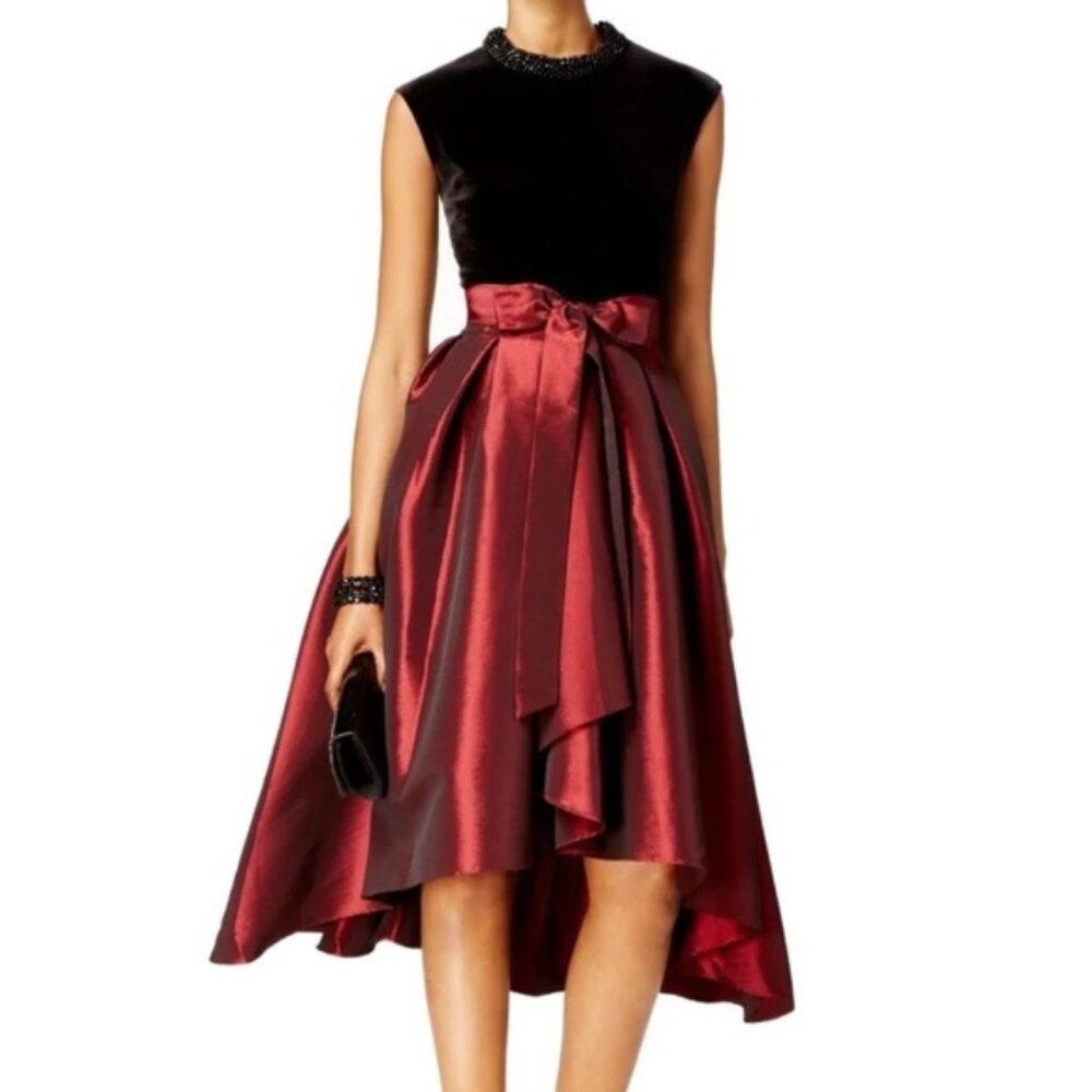 SL FASHION VELVET TAFFETA FIT FLARE BLACK/RED Size 2 DRESS